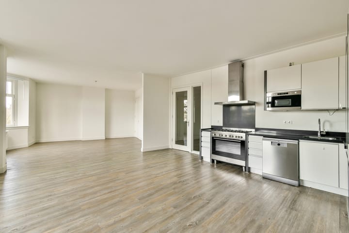 Photo 10 of Amstelkade 184-2