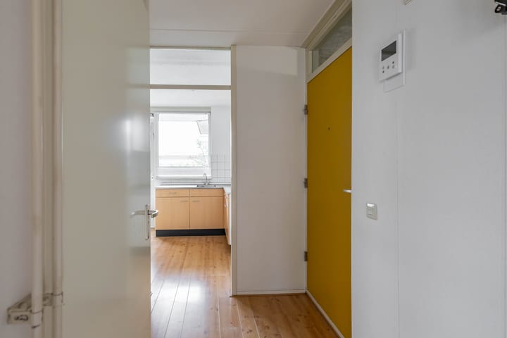 Foto 13 van Winschoterdiep 75-D