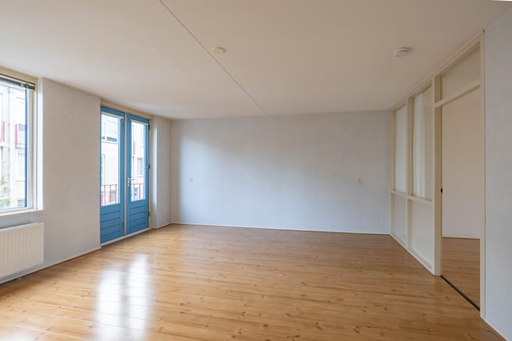 Foto 23 van Winschoterdiep 75-D