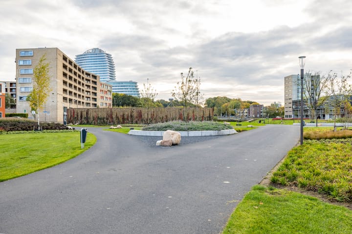 Foto 32 van Winschoterdiep 75-D