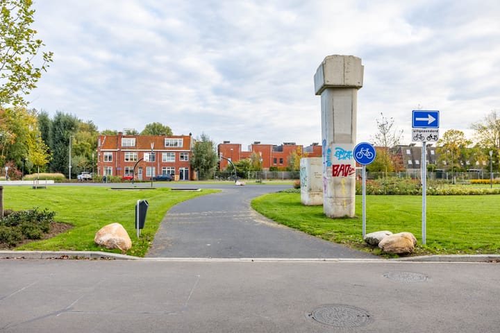 Foto 34 van Winschoterdiep 75-D