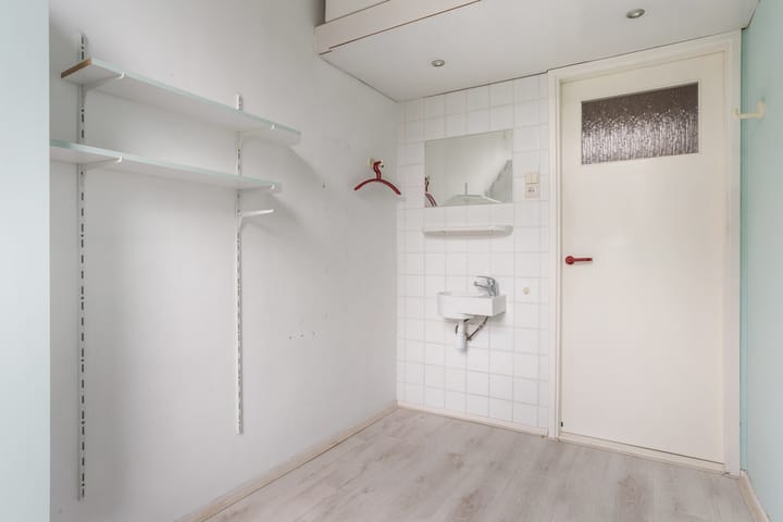 Foto 12 van Verhagen Metmanstraat 16-A