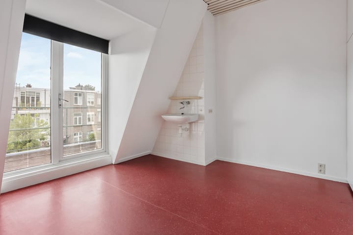 Foto 16 van Verhagen Metmanstraat 16-A