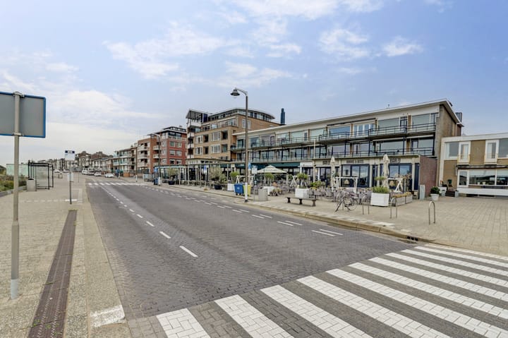 Foto 8 van Emmaplein 9