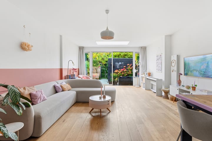 Foto 5 van Moltzerstraat 47