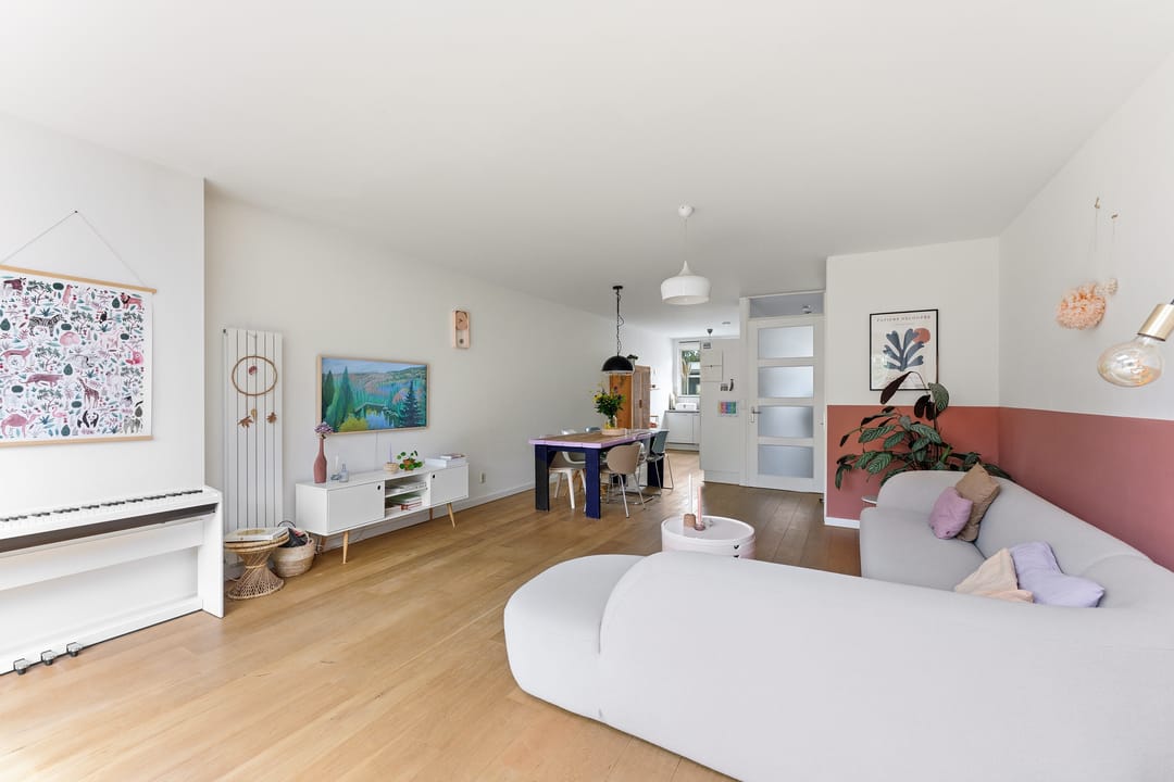 Foto 11 van Moltzerstraat 47