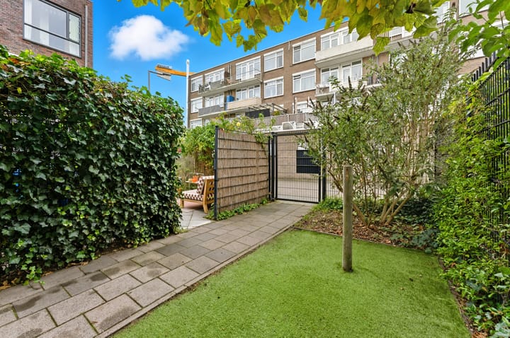 Foto 50 van Moltzerstraat 47