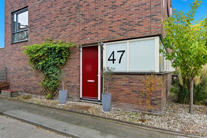 Foto 1 van Moltzerstraat 47