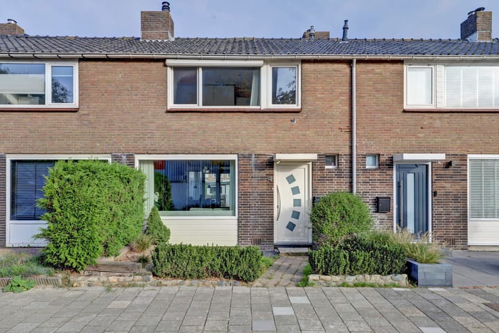 Foto 2 van Van Hogendorpweg 4