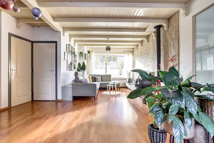 Foto 4 van Van Hogendorpweg 4