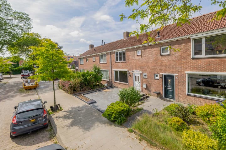 Photo 35 of Pieter Huyssensweg 7