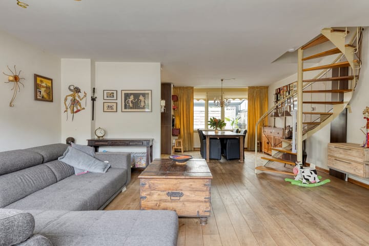 Photo 10 of Basstraat 39