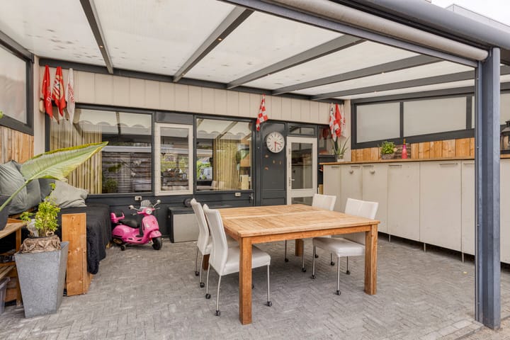 Photo 28 of Basstraat 39