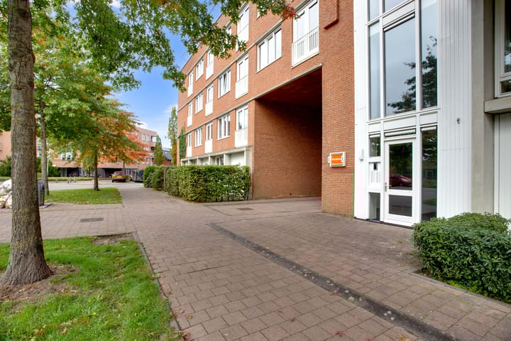 Foto 9 van Erfwal 4-B