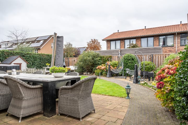 Photo 34 of Terracottastraat 50