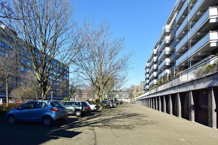 Photo 36 of Jacques Urlusstraat 147