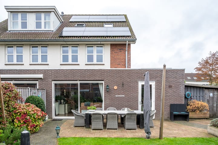 Photo 42 of Terracottastraat 50