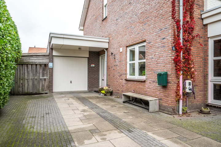 Photo 43 of Terracottastraat 50