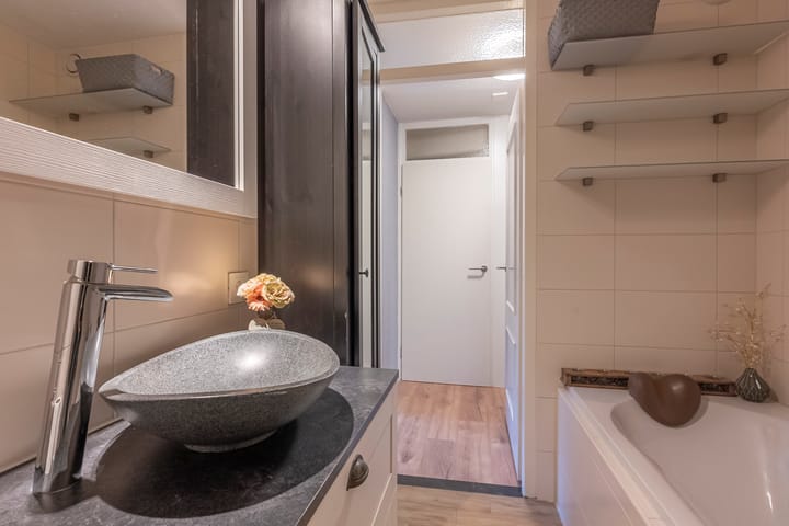 Foto 18 van Frans Erensstraat 16