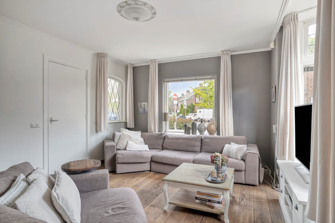 Foto 11 van Thorbeckeplein 12