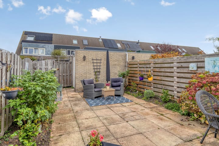 Foto 14 van Elisabeth Baeldestraat 17