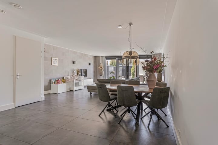 Foto 9 van Rapella 6