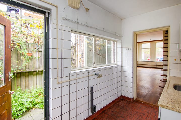 Foto 13 van Colensostraat 26