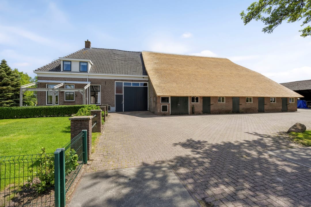 Photo 2 of Oshaarseweg 71