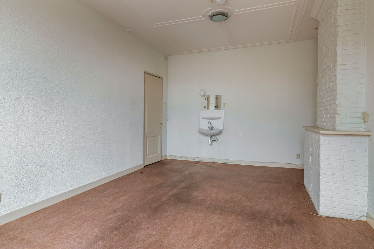 Photo 10 of Voltastraat 12