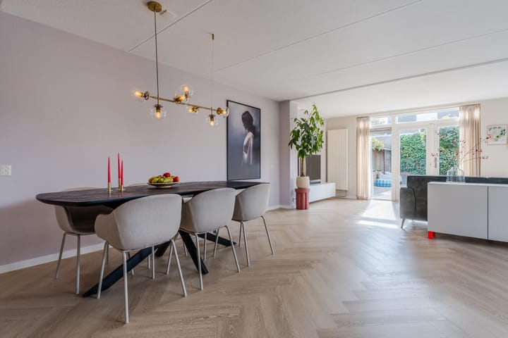 Foto 14 van Weegbree 2