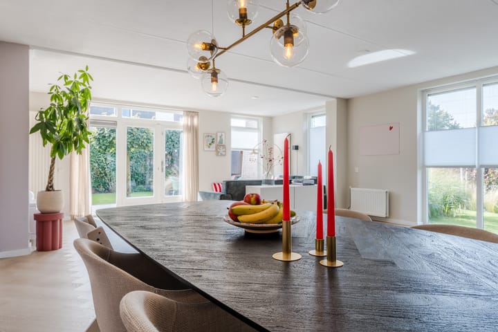 Foto 17 van Weegbree 2