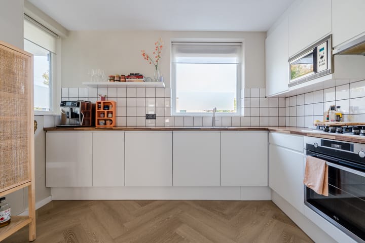 Foto 24 van Weegbree 2