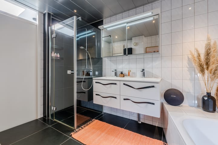 Foto 49 van Weegbree 2