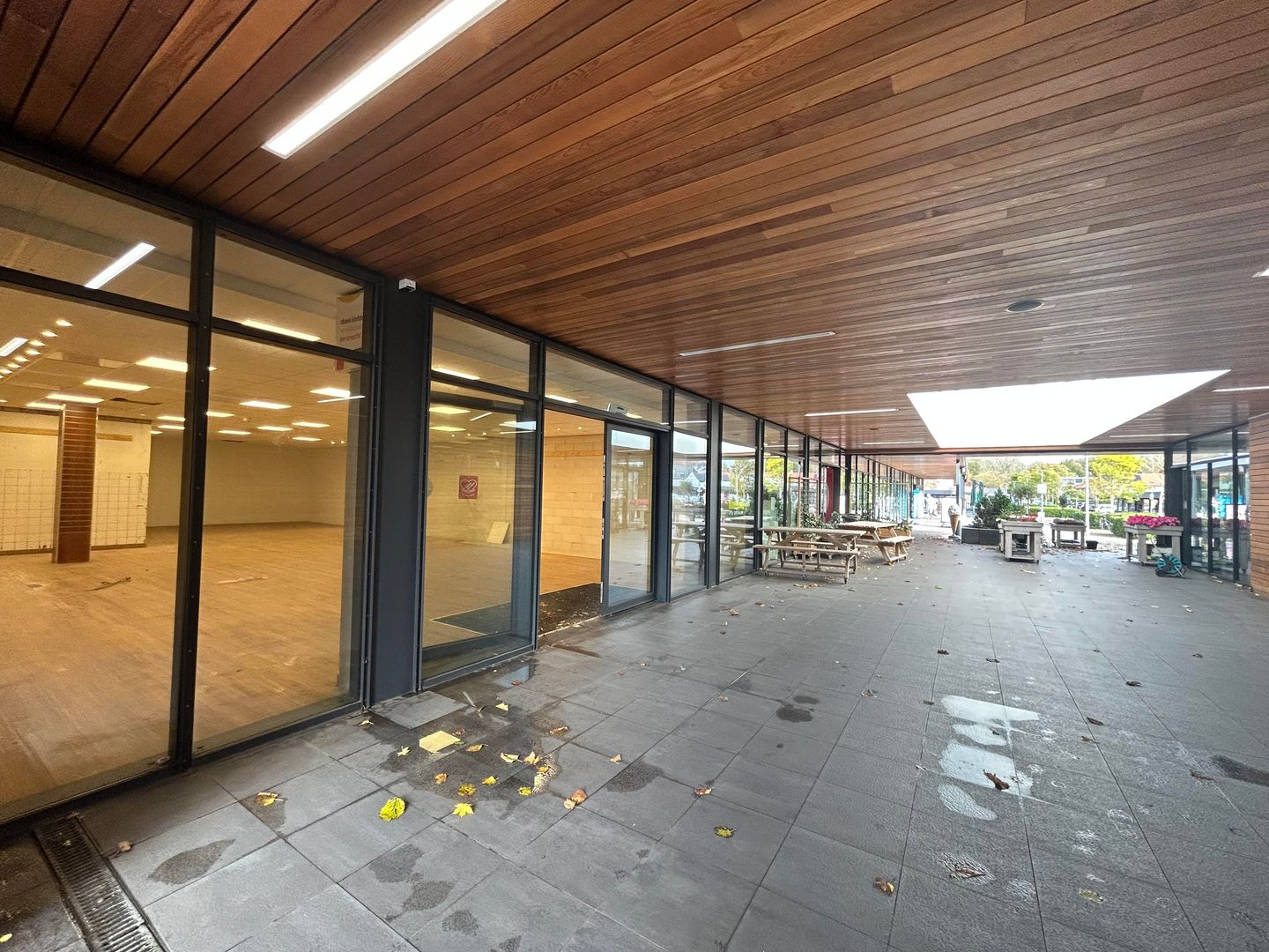 View photo 3 of Raadhuisplein 68-70