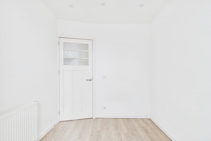 Photo 25 of Brakstraat 2-A