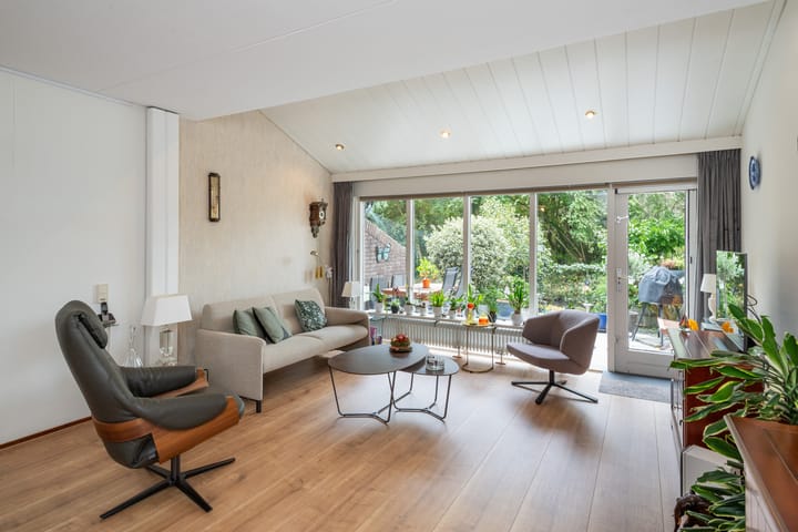 Foto 8 van Krulmos 13