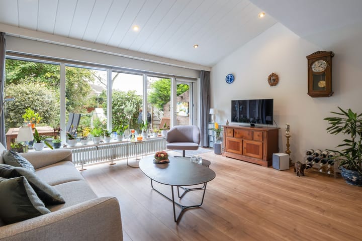 Foto 10 van Krulmos 13