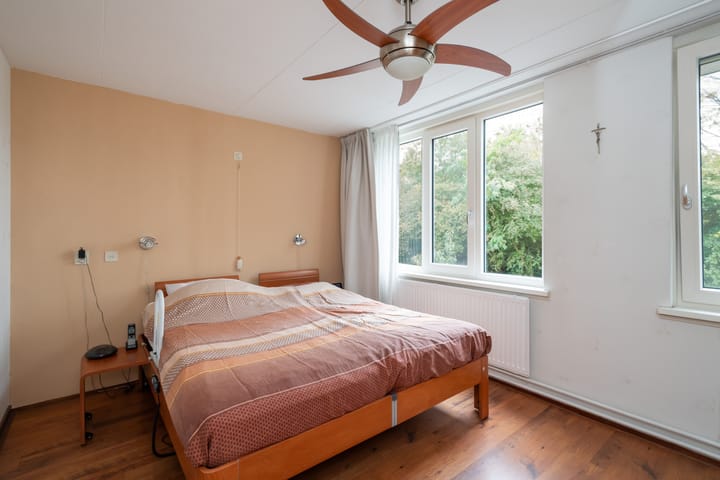 Foto 14 van Krulmos 13