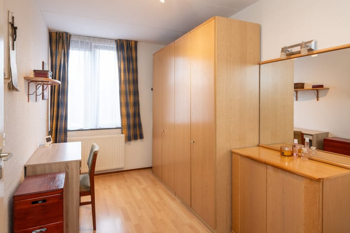 Foto 16 van Krulmos 13