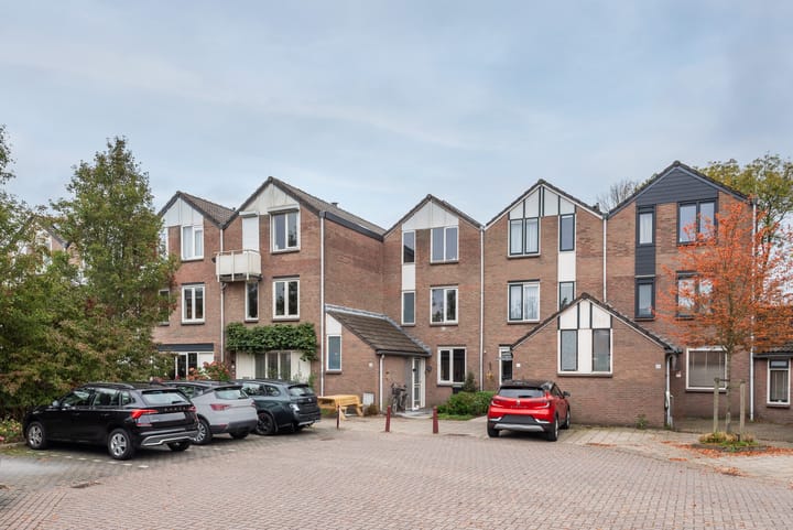 Foto 32 van Krulmos 13