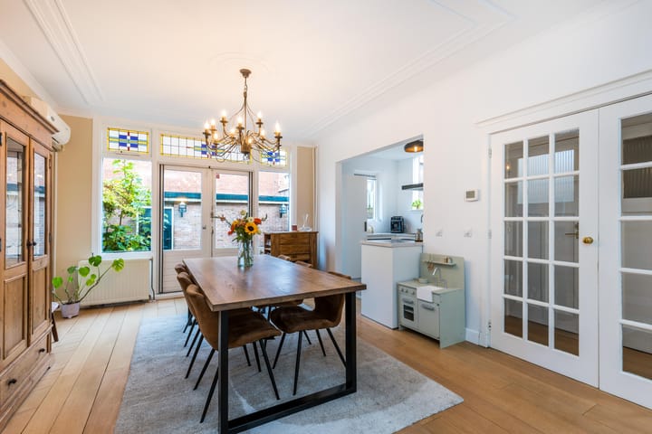 Foto 11 van Graaf Florisstraat 50