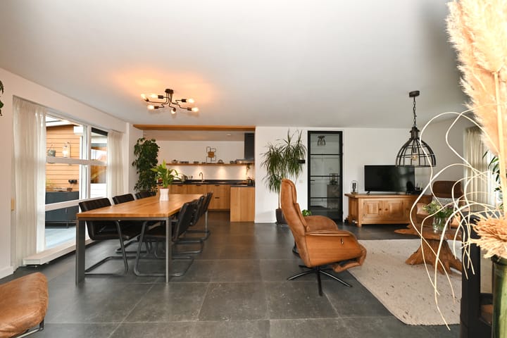 Photo 10 of Koos Veraartstraat 5