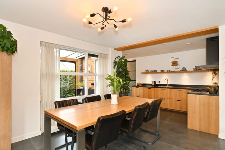 Photo 13 of Koos Veraartstraat 5