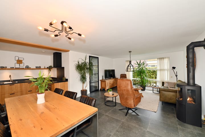 Photo 12 of Koos Veraartstraat 5