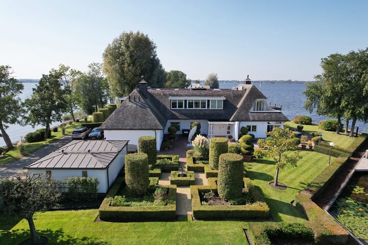 Nieuw-Loosdrechtsedijk 306