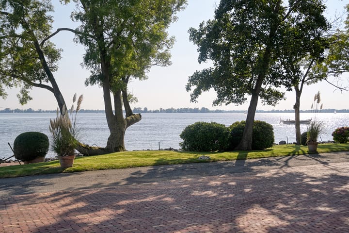 Foto 21 van Nieuw-Loosdrechtsedijk 306