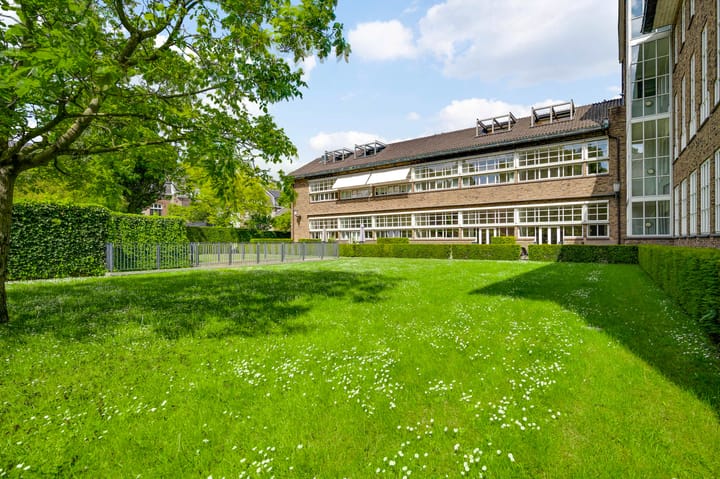 Photo 2 of Prins Bisschopsingel 2-03