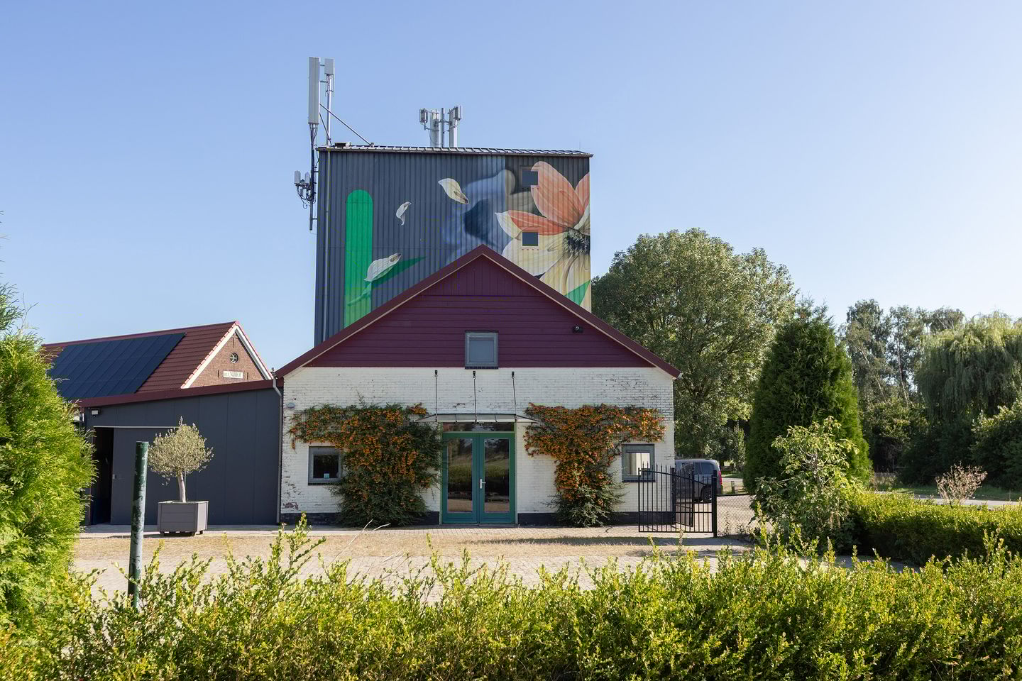 Bekijk foto 2 van Zieuwentseweg 6