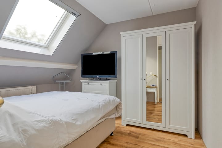 Photo 13 of Anker 49