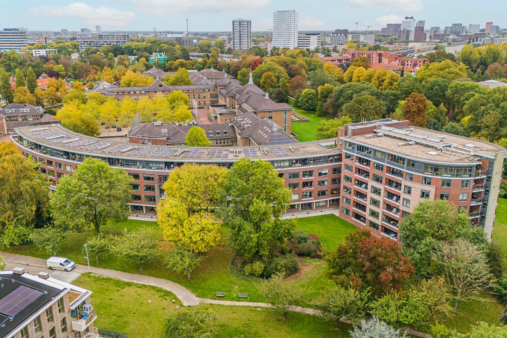 Photo 42 of Hendrika van Tussenbroeklaan 26